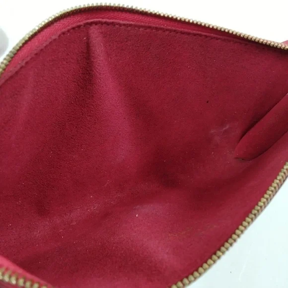 Louis Vuitton Epi Pochette - Picture 7 of 8